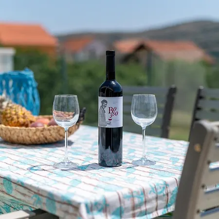 Lejla * Poljica (Trogir)